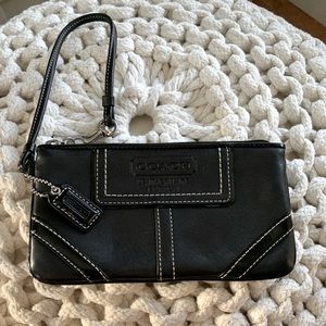 Coach Wristlet (leather)